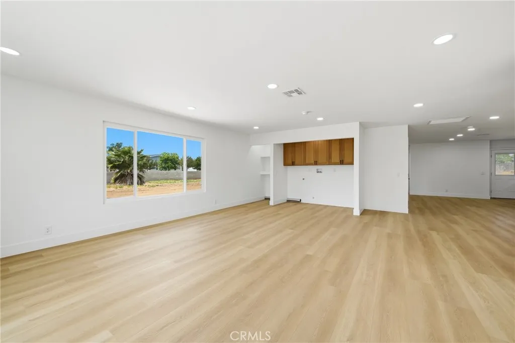 Additional image 45 of 20950 Warren Rd, Perris, CA 92570