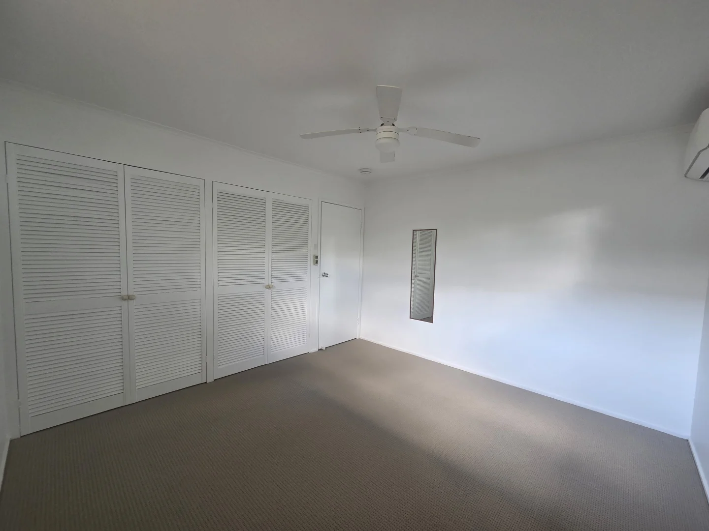 Additional image 12 of 102 Rio Vista Boulevard, Broadbeach Waters QLD 4218