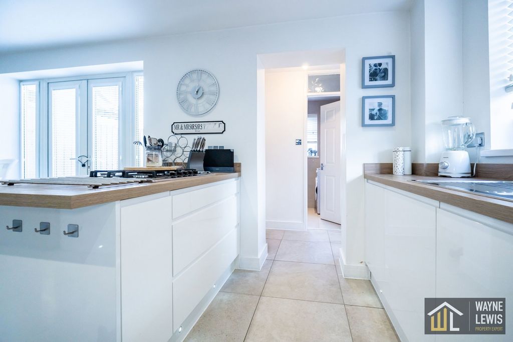 Additional image 34 of 3 bed semi-detached house for saleMaple Close, Pontllanfraith, Blackwood NP12