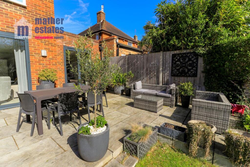 Additional image 31 of Elmwood, West Side, Welwyn Garden City