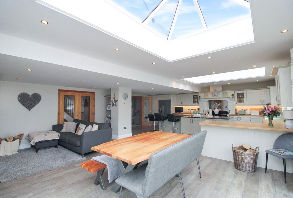 Additional image 11 of 5 bed detached house for saleChurch Wynd, Burneston, North Yorkshire DL8