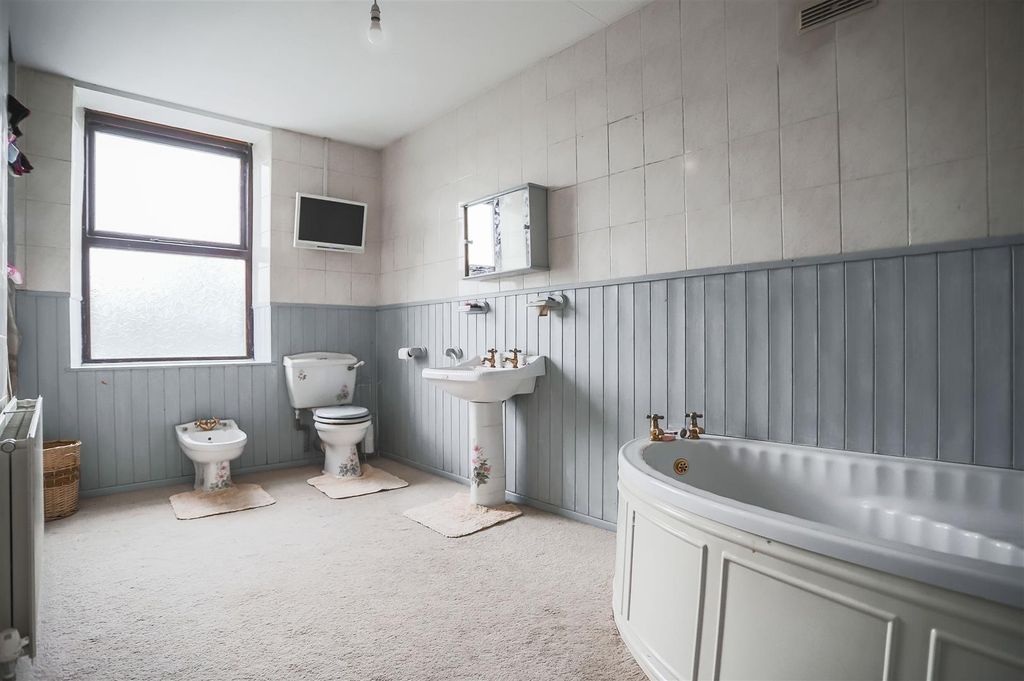 Additional image 11 of 5 bed detached house for saleNew Line, Bacup OL13
