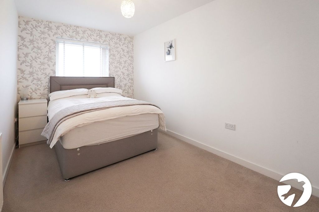 Additional image 6 of 2 bed flat for saleMorris Drive, Belvedere DA17
