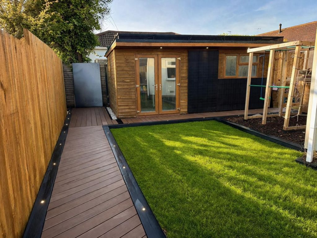 Additional image 34 of 5 bed detached house for sale6 Heathfield, Benfleet SS7