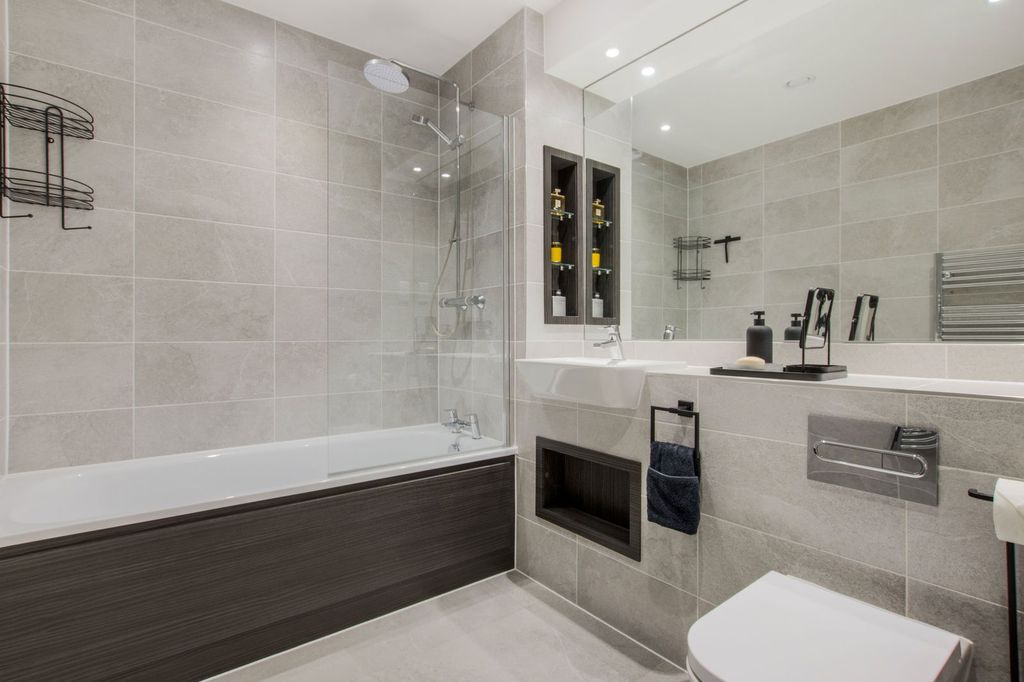 Additional image 15 of 2 bed flat for sale4, Regal Walk, Bexleyheath DA6