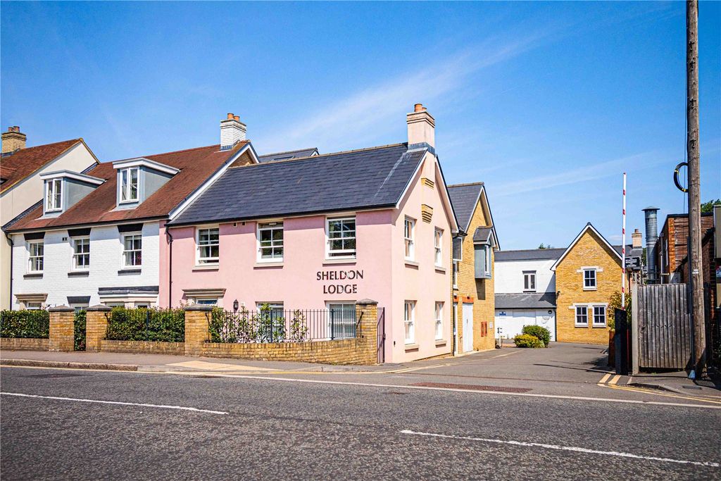 Additional image 20 of 2 bed flat for saleHigh Street, Berkhamsted, Hertfordshire HP4