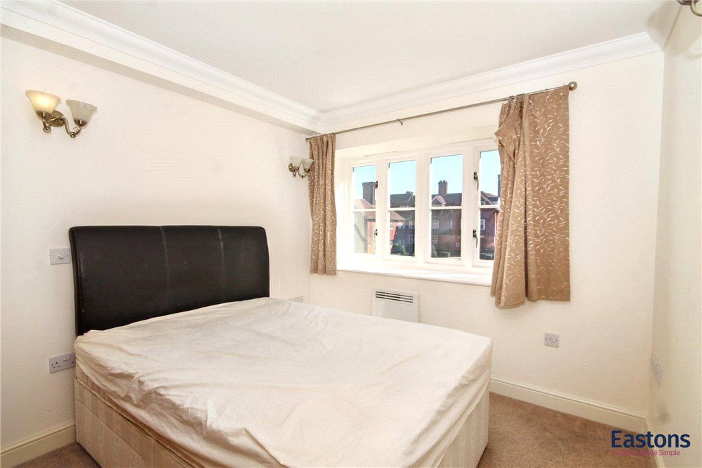 Additional image 15 of 2 bed flat for saleElizabeth Drive, Banstead SM7