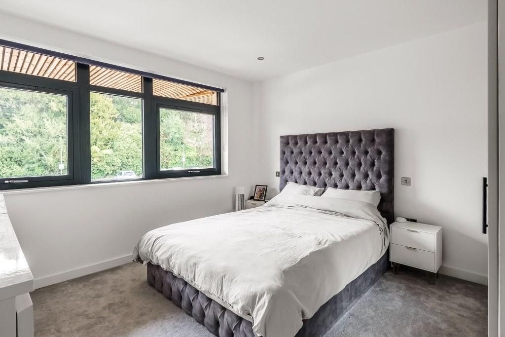 Additional image 5 of 2 bed flat for saleDeepdene Avenue, Dorking RH5