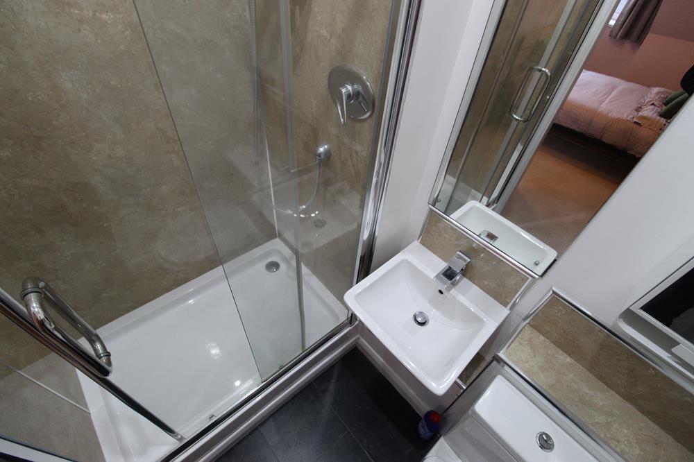 Ashvale Place, Top Floor, AB10 photo 5