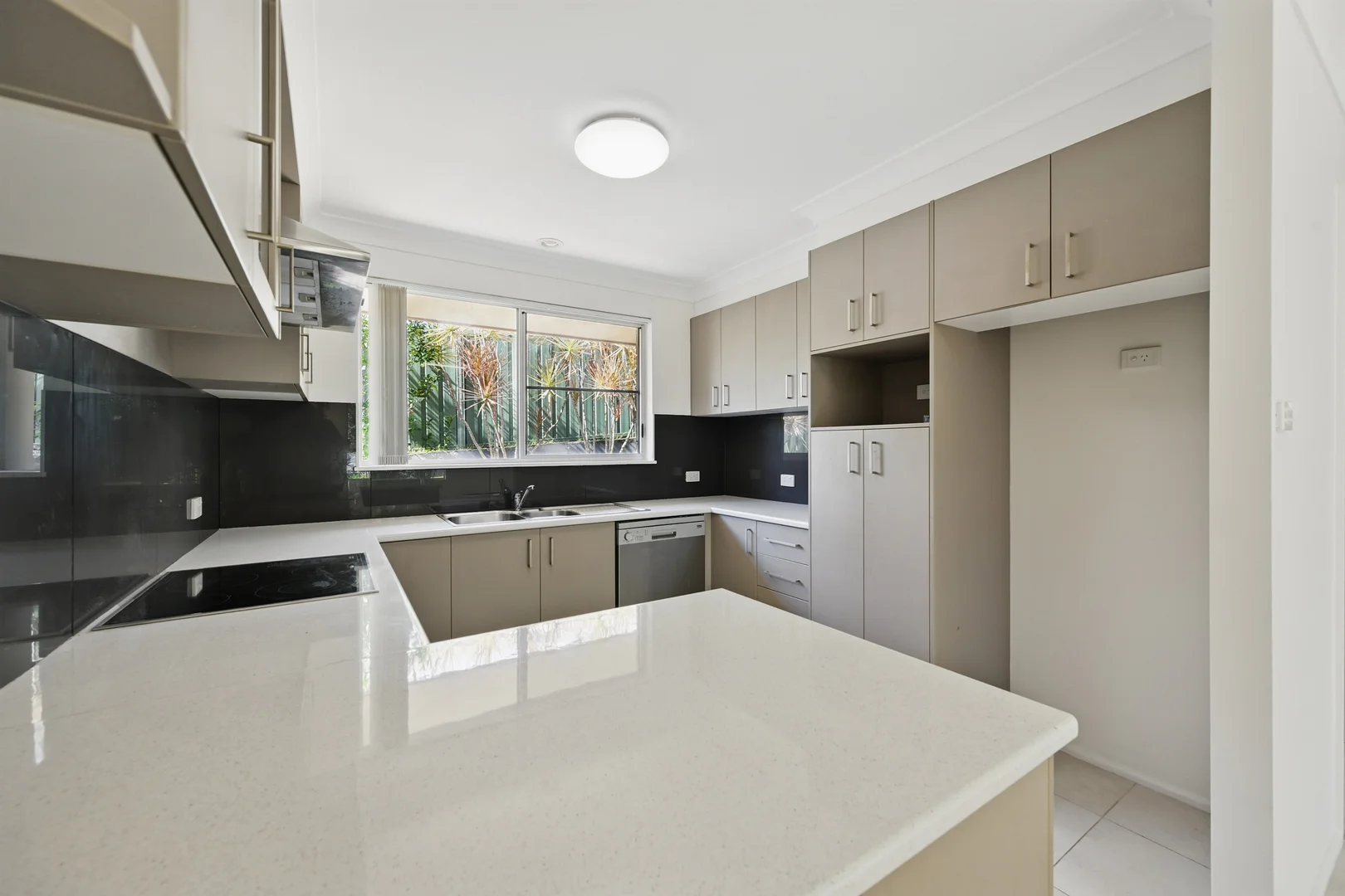 Additional image 3 of 2/8 Waniora Parkway, Port Macquarie NSW 2444