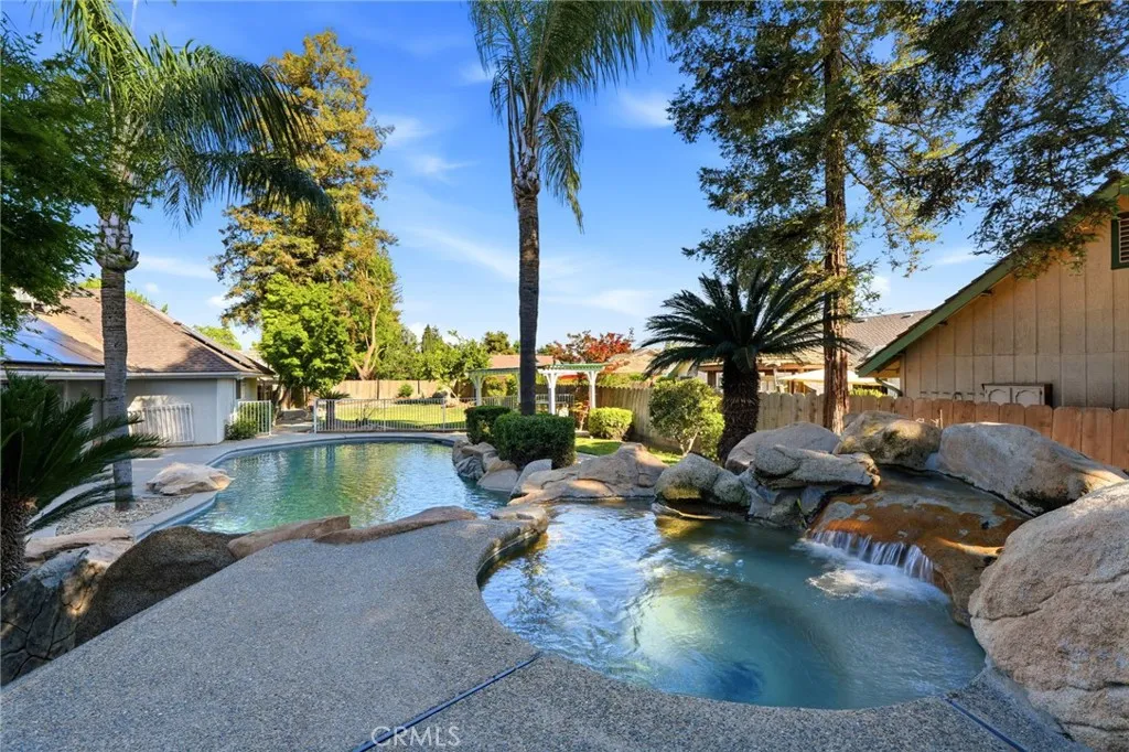 Additional image 140 of 412 N Kanai, Porterville, CA 93257