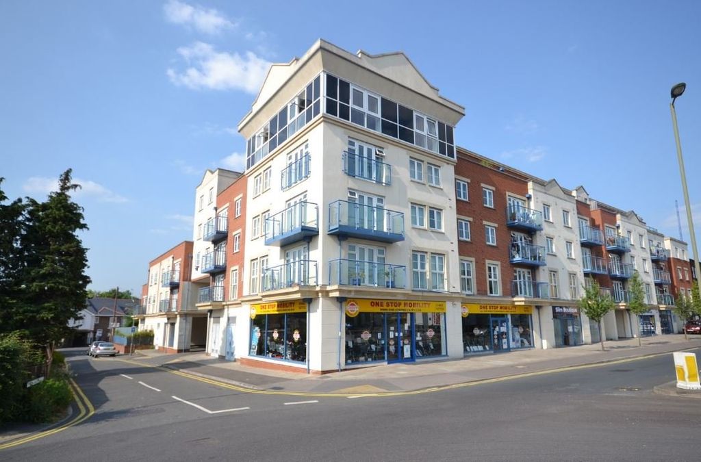 Additional image 9 of 2 bed flat for saleGoldsworth Road, Woking GU21
