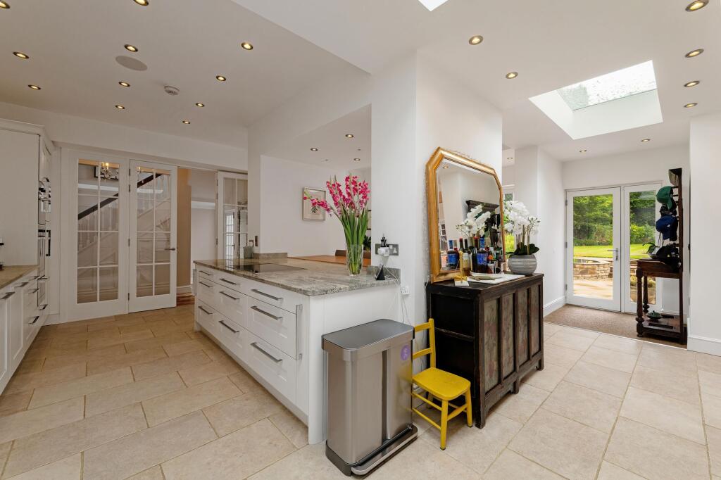 Additional image 10 of Hartopp Road, Four Oaks Estate, B74