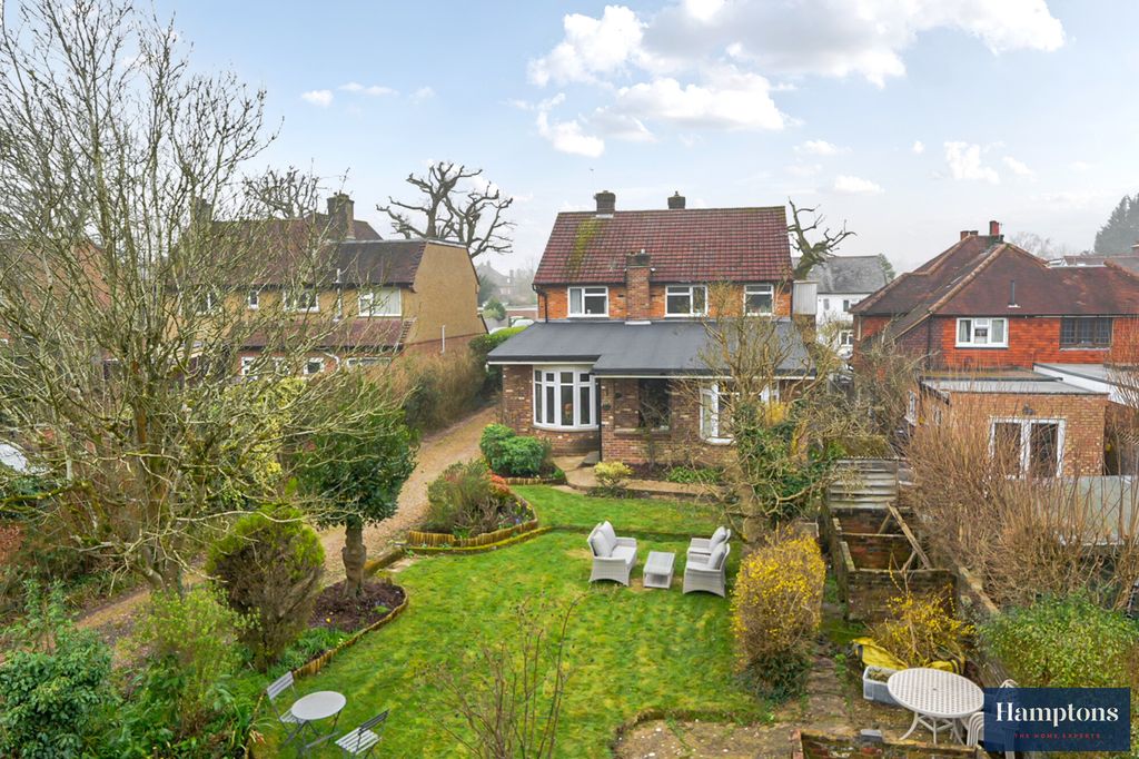 2 bed maisonette for saleNew Road, Amersham HP6