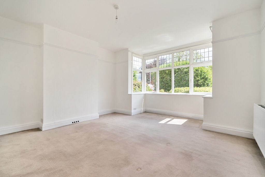 Additional image 3 of 6 bed detached house for saleNorthcourt Avenue, Reading, Berkshire RG2