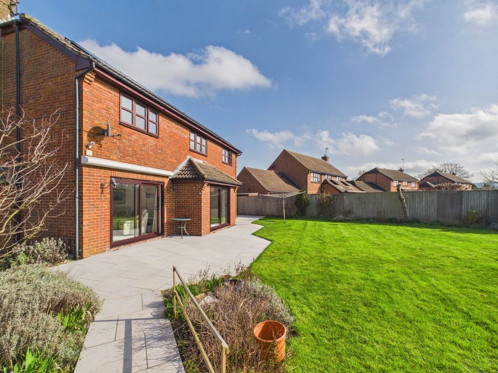 Additional image 23 of 5 bed detached house for saleWilliam Burt Close, Weston Turville HP22