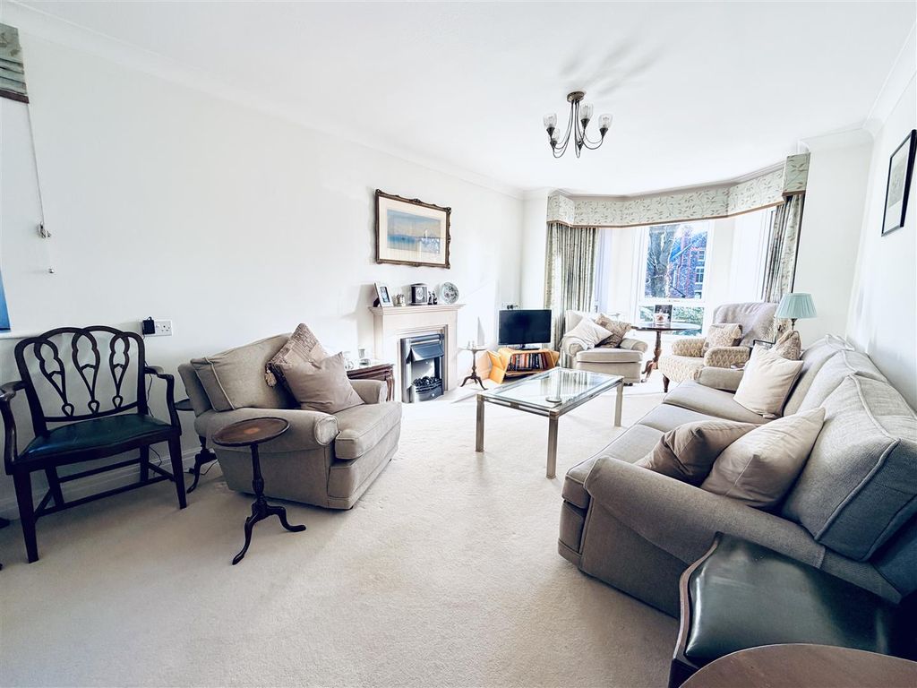 Additional image 4 of 2 bed flat for saleDunham Road, Altrincham WA14