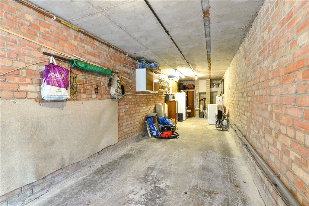 Additional image 14 of 2 bed flat for salePark Road, Bingley, West Yorkshire BD16