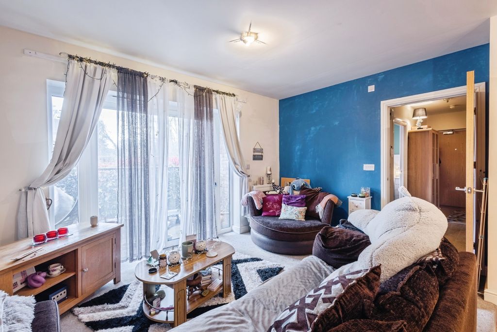 Additional image 5 of 1 bed flat for saleFarnborough Road, Locking, Weston-Super-Mare, Somerset BS24