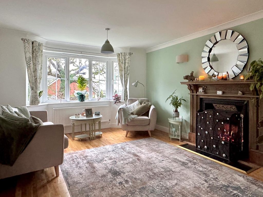 Additional image 4 of 4 bed detached house for saleHeol Fioled, Barry CF63