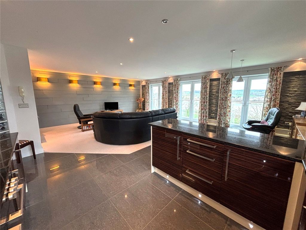 Additional image 2 of 2 bed flat for salePark Avenue, Sticklepath, Barnstaple, Devon EX31