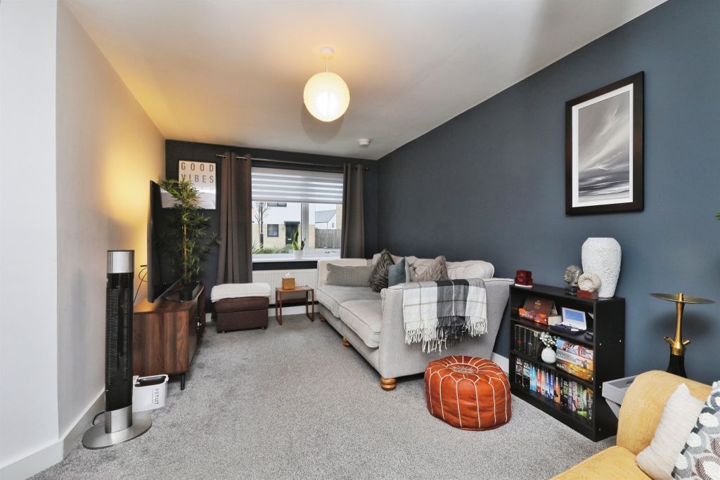 Additional image 5 of 3 bed semi-detached house for saleSwan Road, Lakeside, Doncaster DN4