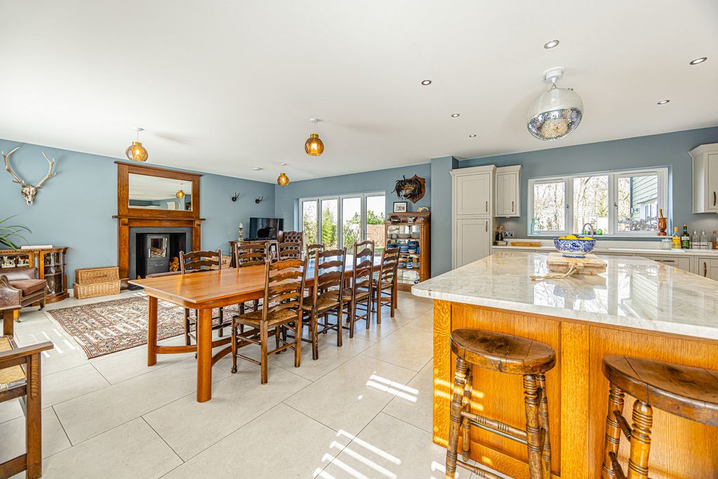 Additional image 10 of 4 bed detached house for saleThe Brackens, Benfleet SS7