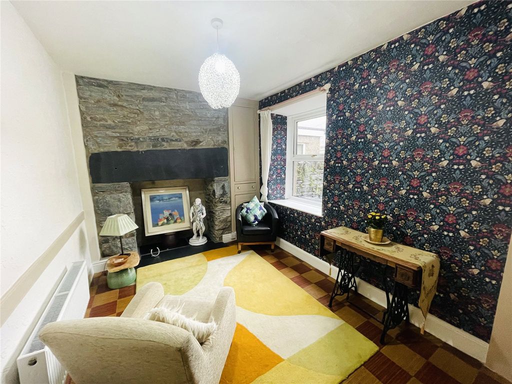 Additional image 3 of 2 bed terraced house for salePark Square, Blaenau Ffestiniog, Gwynedd LL41