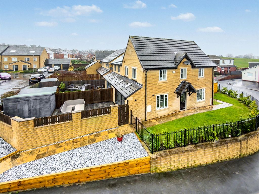 Additional image 22 of 3 bed semi-detached house for saleOakwell Croft, Batley, West Yorkshire WF17