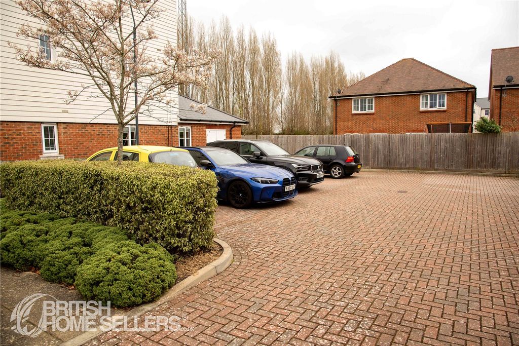 Additional image 12 of 2 bed flat for salePriors Orchard, Southbourne, Emsworth, West Sussex PO10