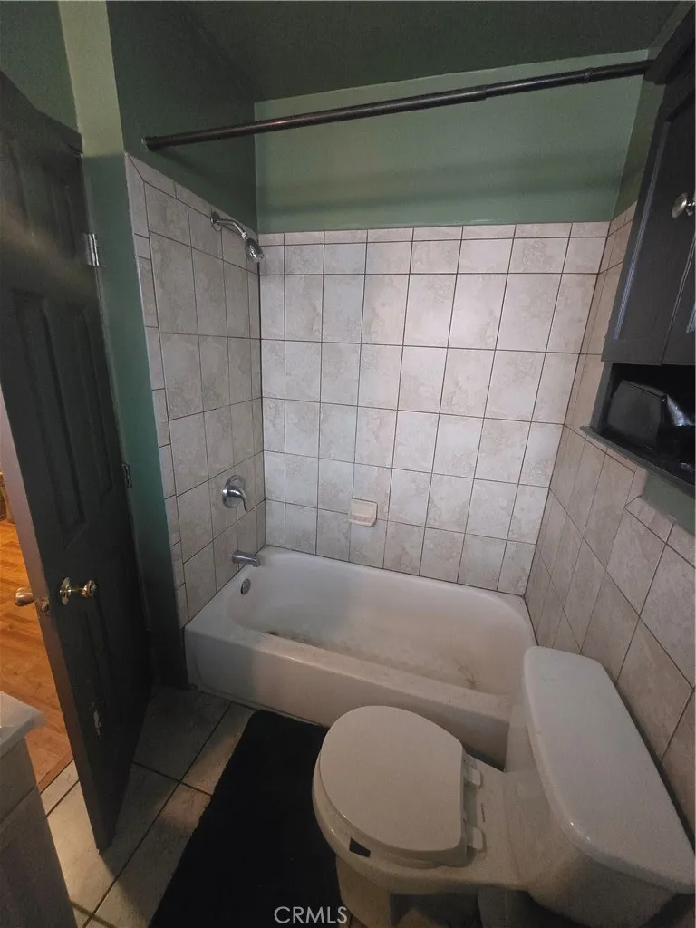 Additional image 23 of 1901 W 77th St, Los Angeles, CA 90047