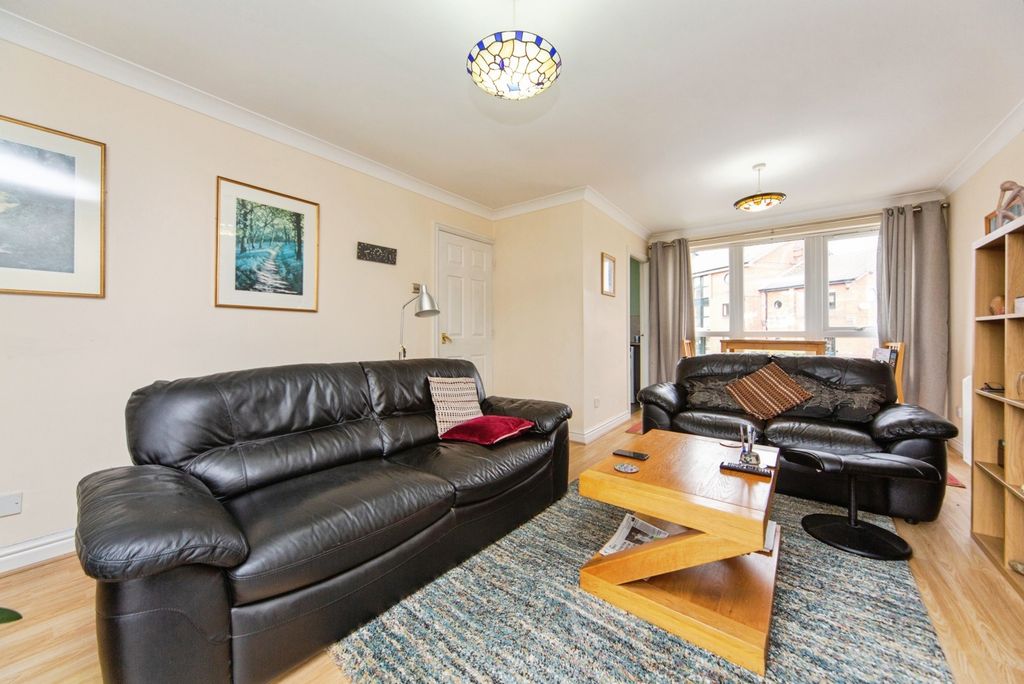 Additional image 6 of 3 bed flat for salePriory Wharf, Birkenhead CH41