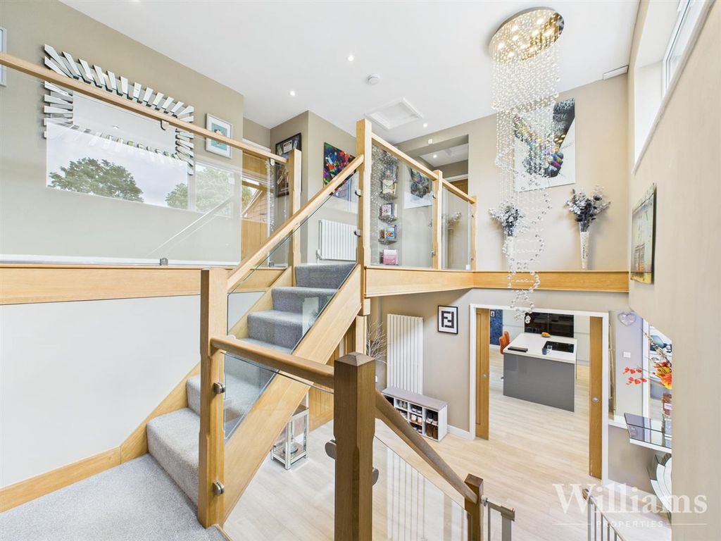 Additional image 9 of 4 bed detached house for saleBridleway, Weston Turville HP22