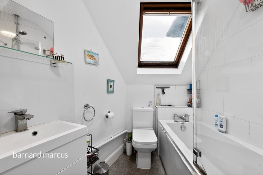 Additional image 5 of 1 bed flat for saleHigh Street, Dorking RH4