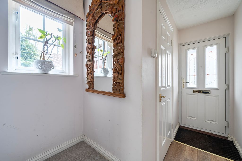 Additional image 7 of 4 bed end terrace house for saleLapwing Way, Abbots Langley, Hertfordshire WD5