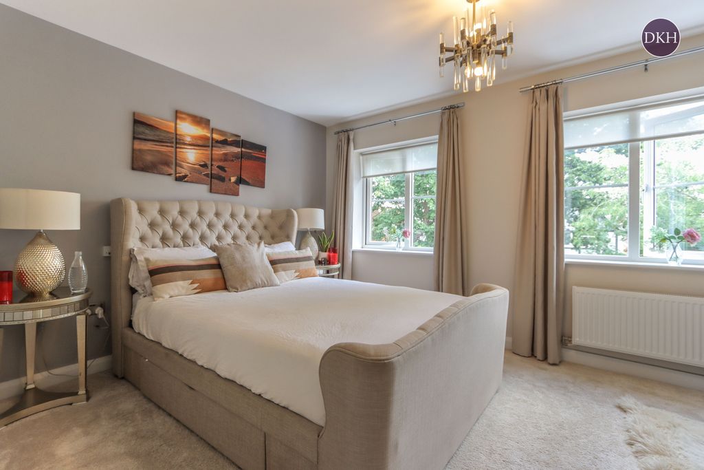 Additional image 9 of 3 bed semi-detached house for saleWoodside Road, Abbots Langley, Hertfordshire WD5