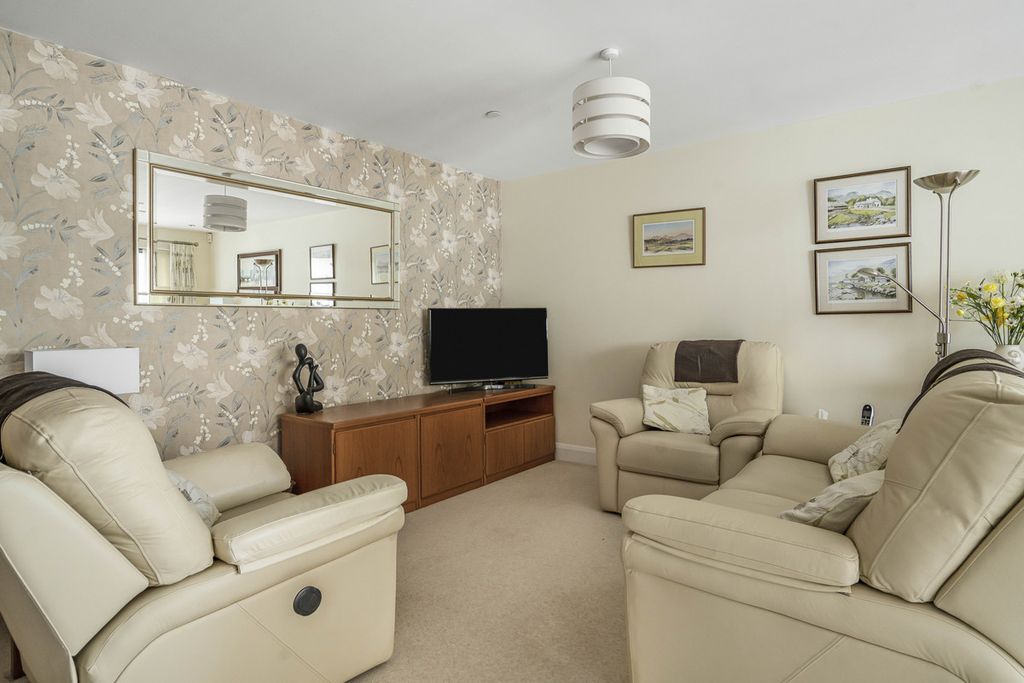 Additional image 3 of 2 bed flat for saleThe Old Gaol, Abingdon OX14