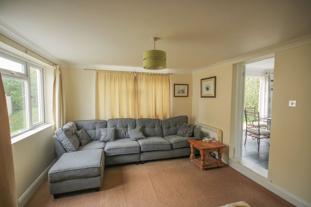 Additional image 7 of 2 bed detached bungalow for saleLe Mont De La Pulente, St Brelade JE3