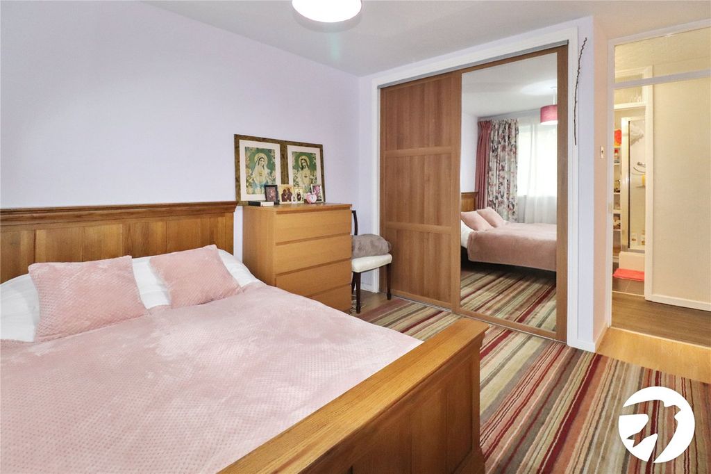 Additional image 10 of 2 bed flat for saleEssenden Road, Belvedere DA17
