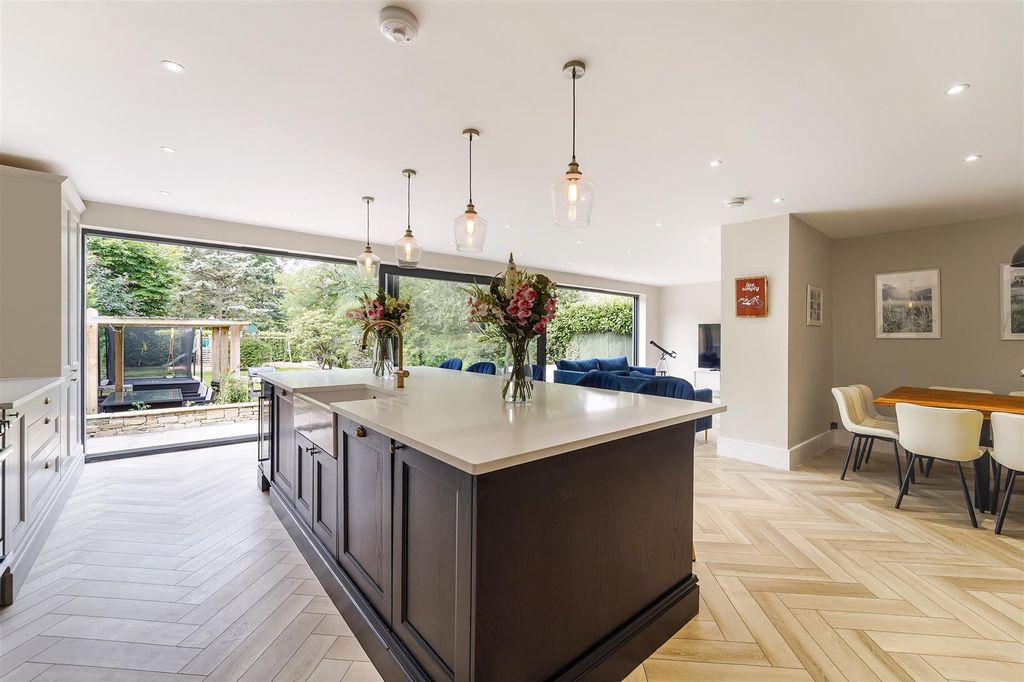 Additional image 2 of 5 bed detached house for saleBeacon Way, Banstead SM7