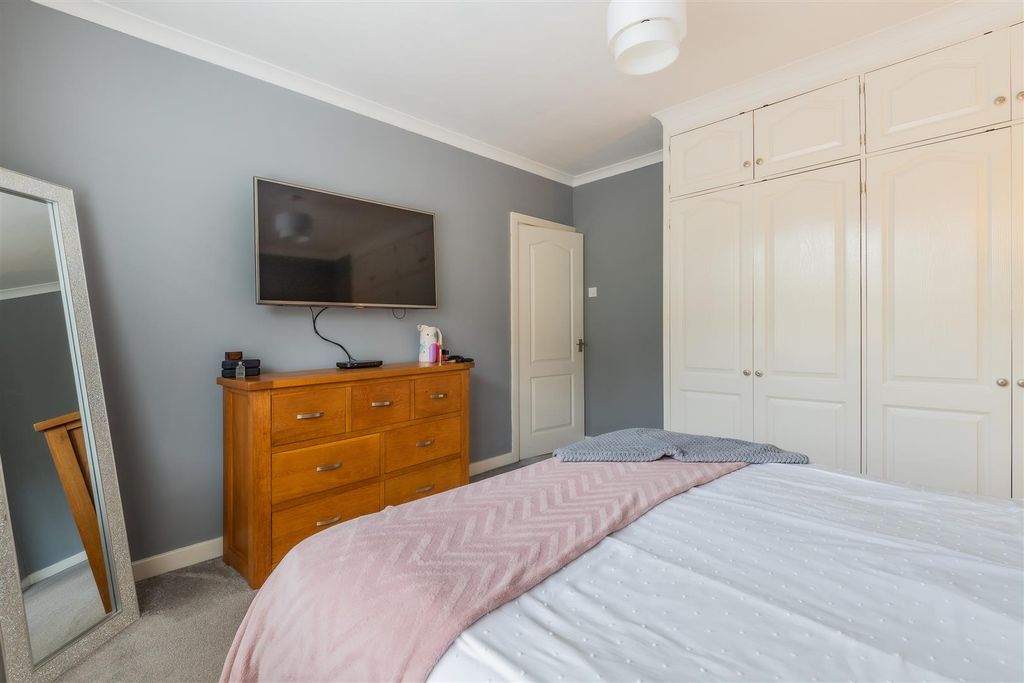 Additional image 16 of 4 bed semi-detached house for saleBorrowdale Close, Penylan, Cardiff CF23