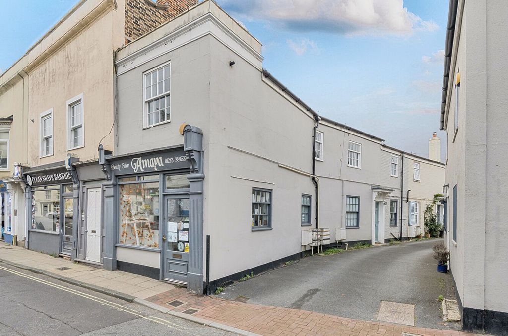 1 bed flat for saleWest Street, Emsworth PO10