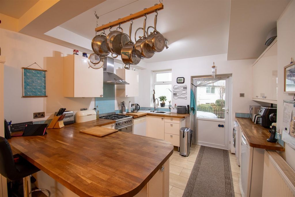 Additional image 4 of 3 bed semi-detached house for saleWestward Rise, Barry CF62