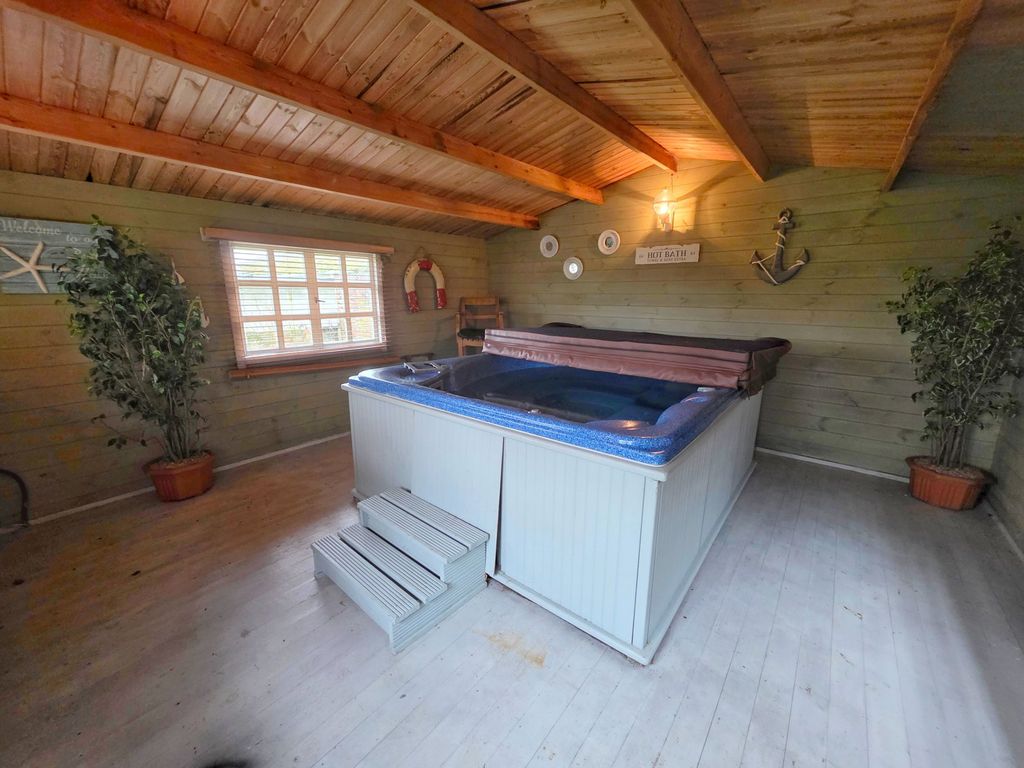Additional image 40 of 5 bed detached house for saleLund Hill Lane, Royston, Barnsley S71