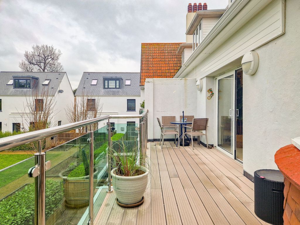 Additional image 25 of 3 bed flat for sale4 Cartref Apartments, St Saviour JE2