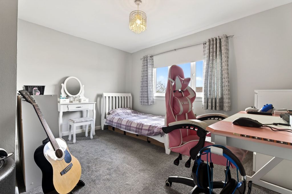 Additional image 15 of 3 bed semi-detached house for saleWeaver Crescent, Airdrie ML6