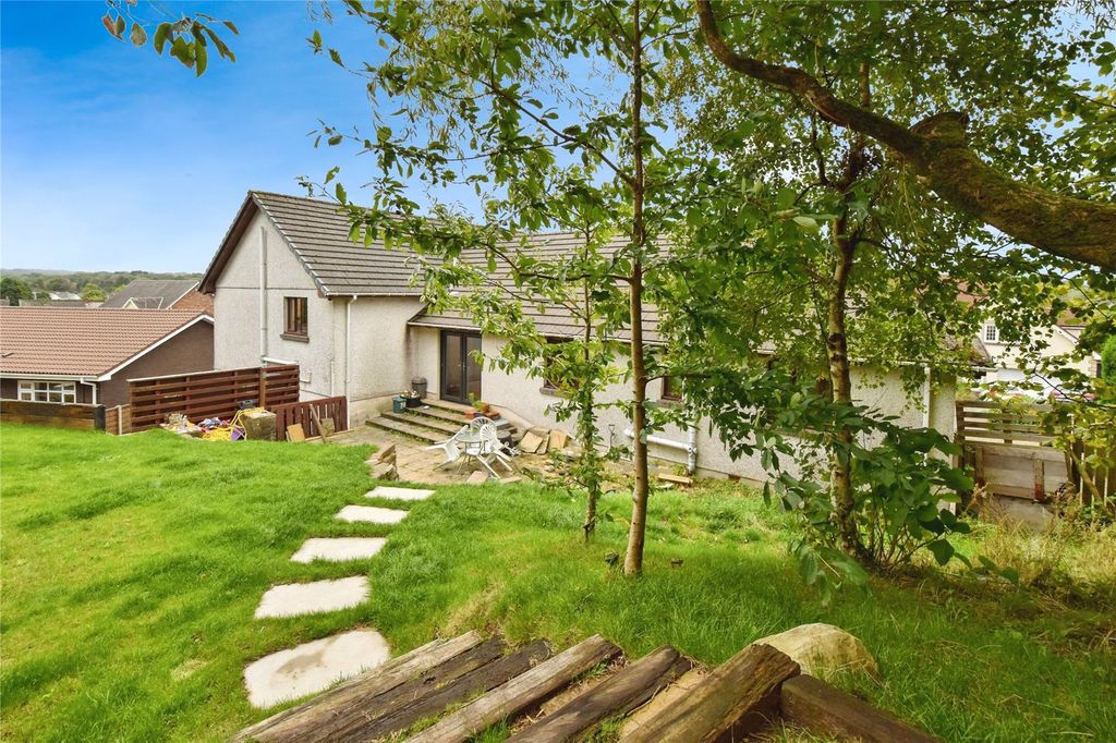 Additional image 4 of 4 bed detached house for saleBrynmawr Avenue, Ammanford, Carmarthenshire SA18