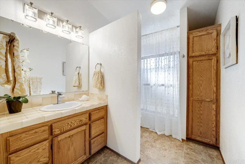 Additional image 87 of 16355 Whispering Oaks Drive, Ramona, CA 92065