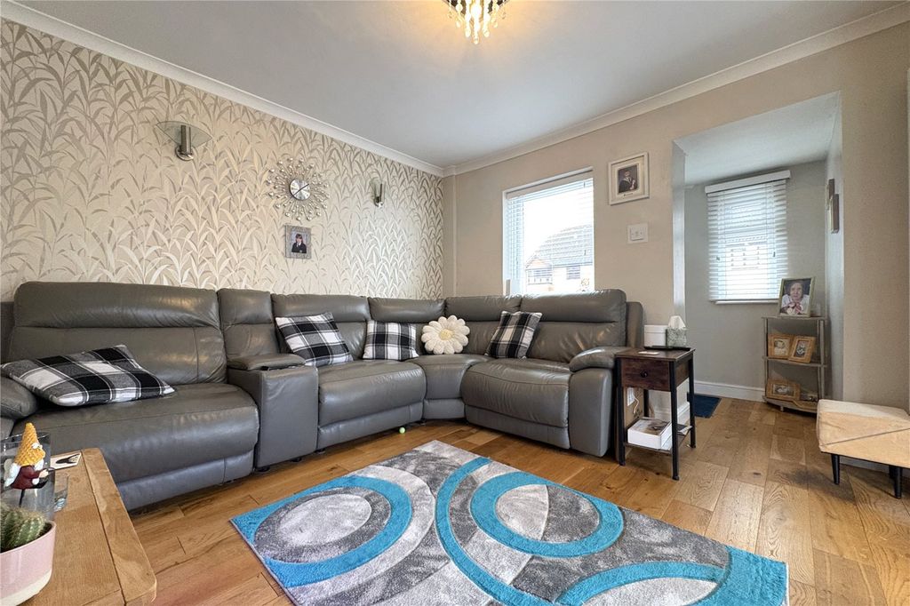 Additional image 11 of 2 bed end terrace house for saleNewport Road, Aldershot, Hampshire GU12