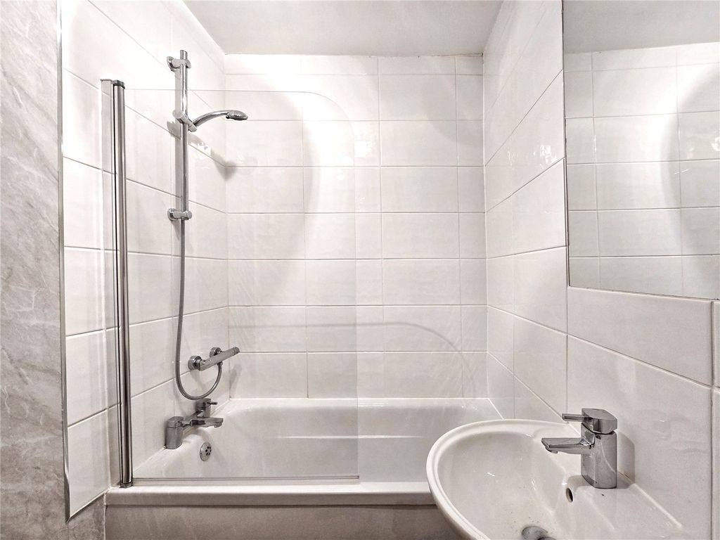 Additional image 6 of 3 bed flat for saleNewchurch Road, Stacksteads, Rossendale OL13